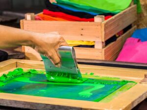 For Tee Shirt Printing, How to Choose the Best Apparel Printing Specialist?